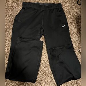 Black Nike therma fit sweatpants xsmall xs